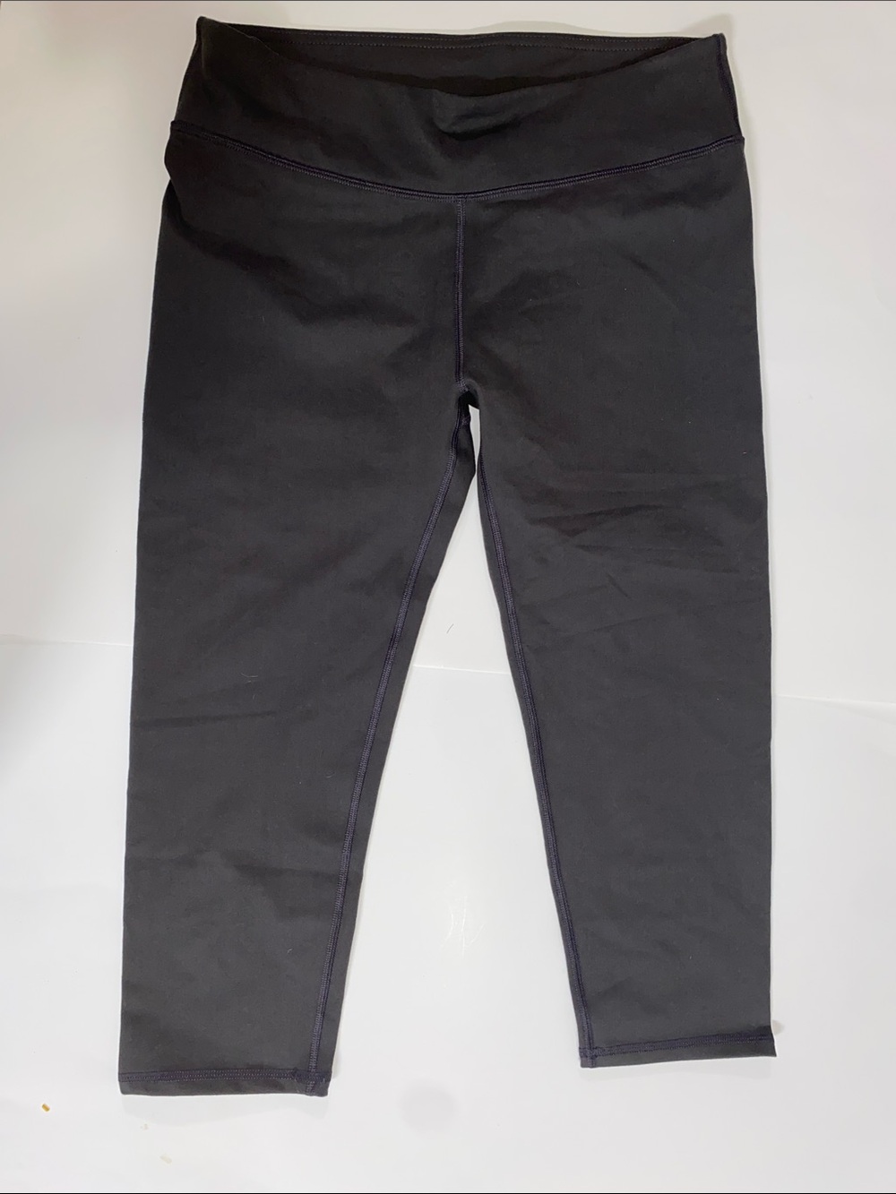 Fabletics Black Active Leggings capris with